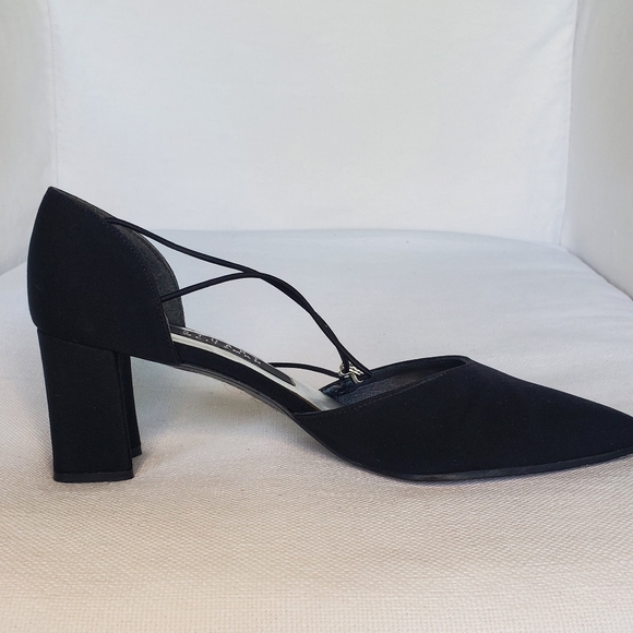Stuart Weitzman 'Guipure' black strappy and crystal D'Orsay heels Size 6.5B - Picture 5 of 8